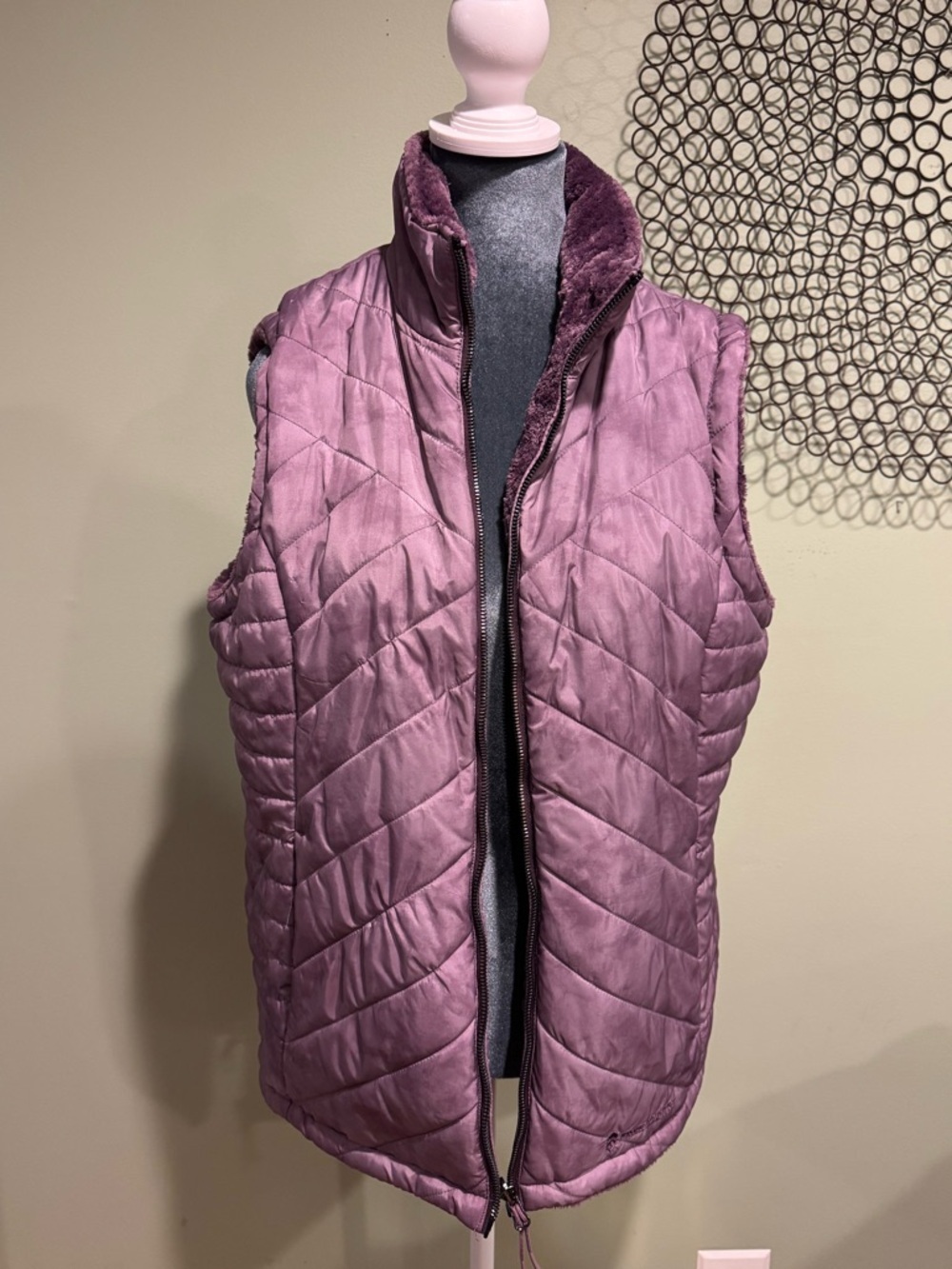 Free Country Reversible Faux Fur Puffer Vest | Women’s Large | Rich Plum